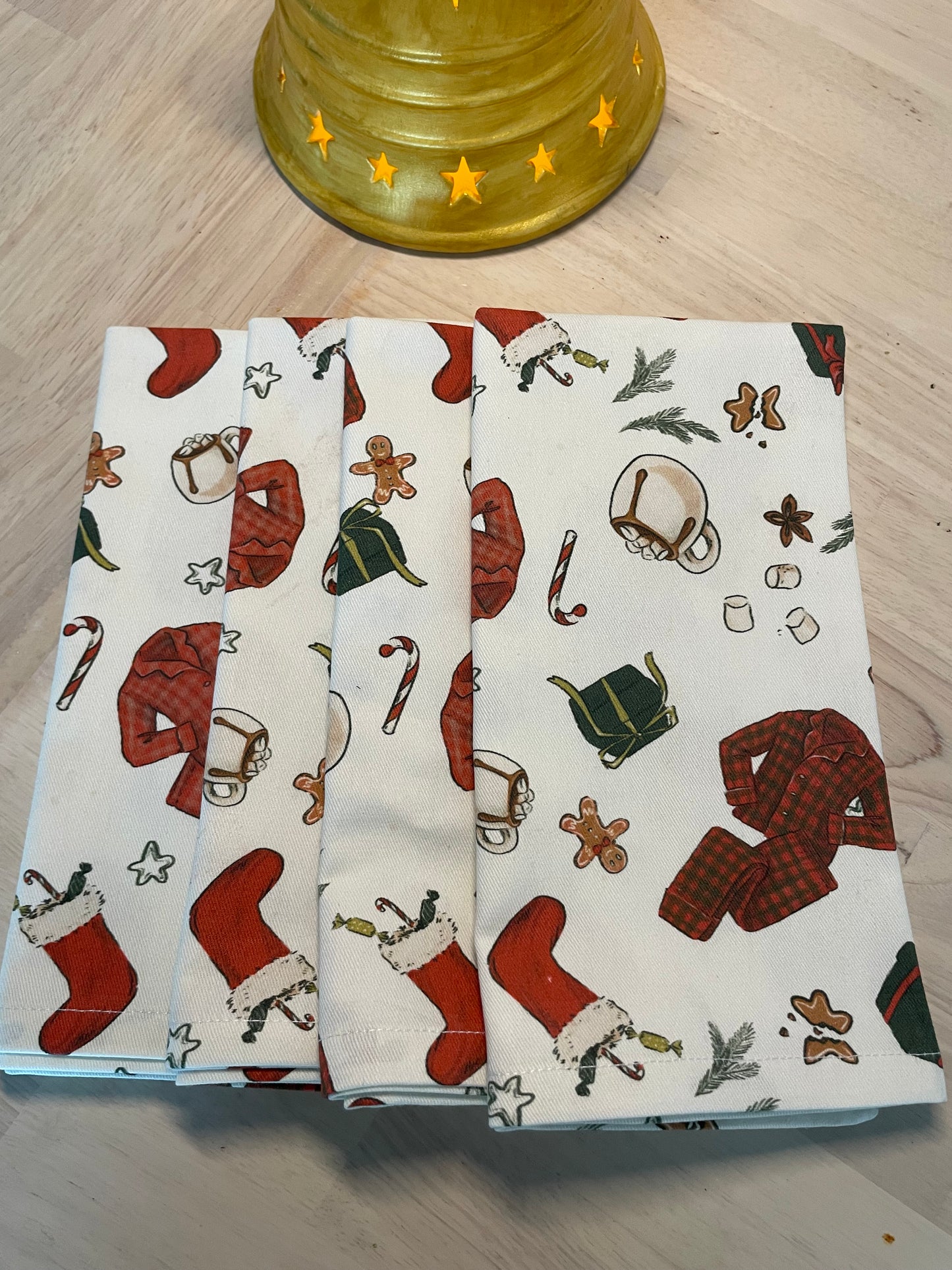Cozy Christmas Morning cotton Napkins set of 4