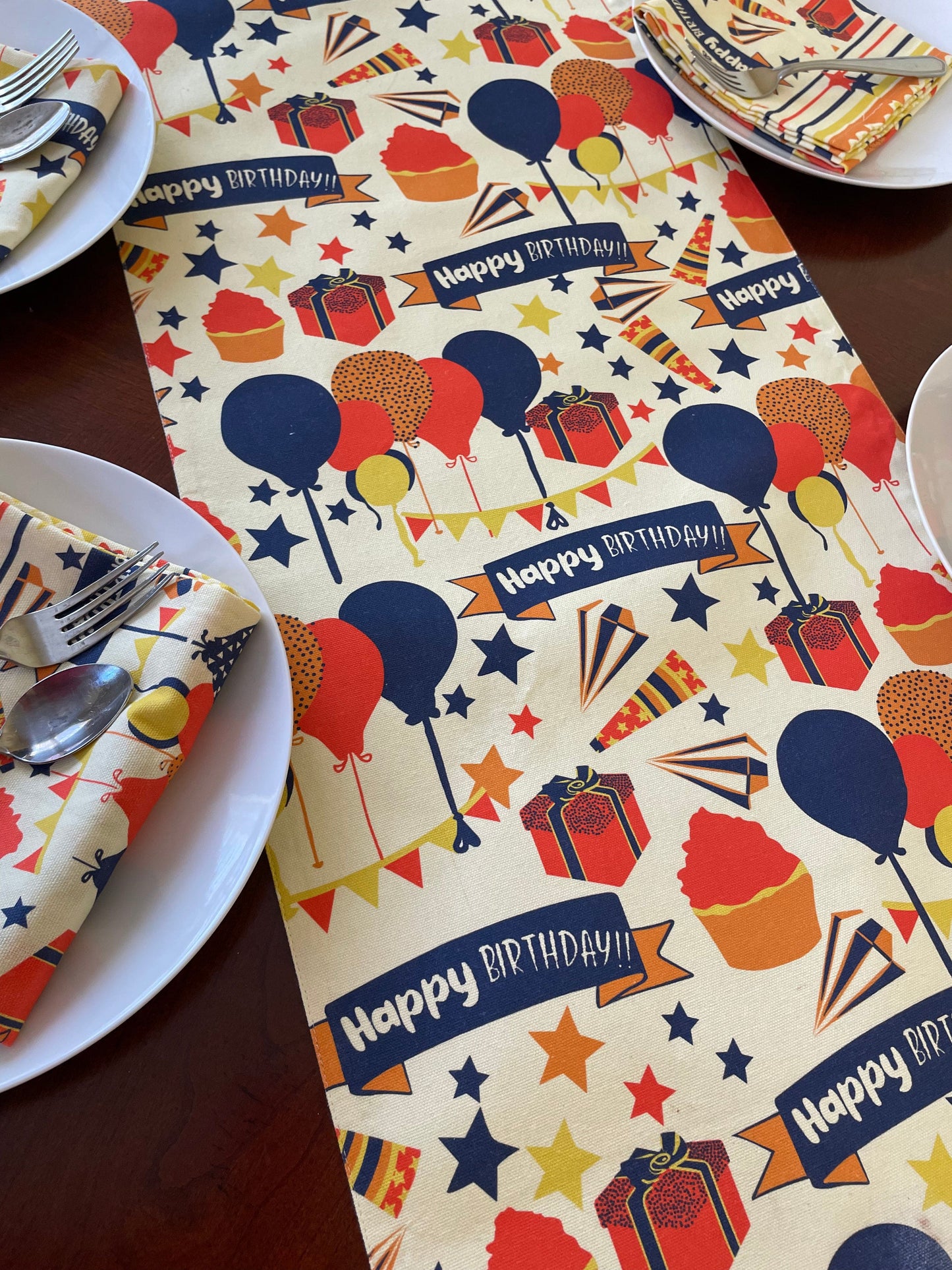 Anghild's Table Table Runner Balloons and Banner Birthday Table Runner