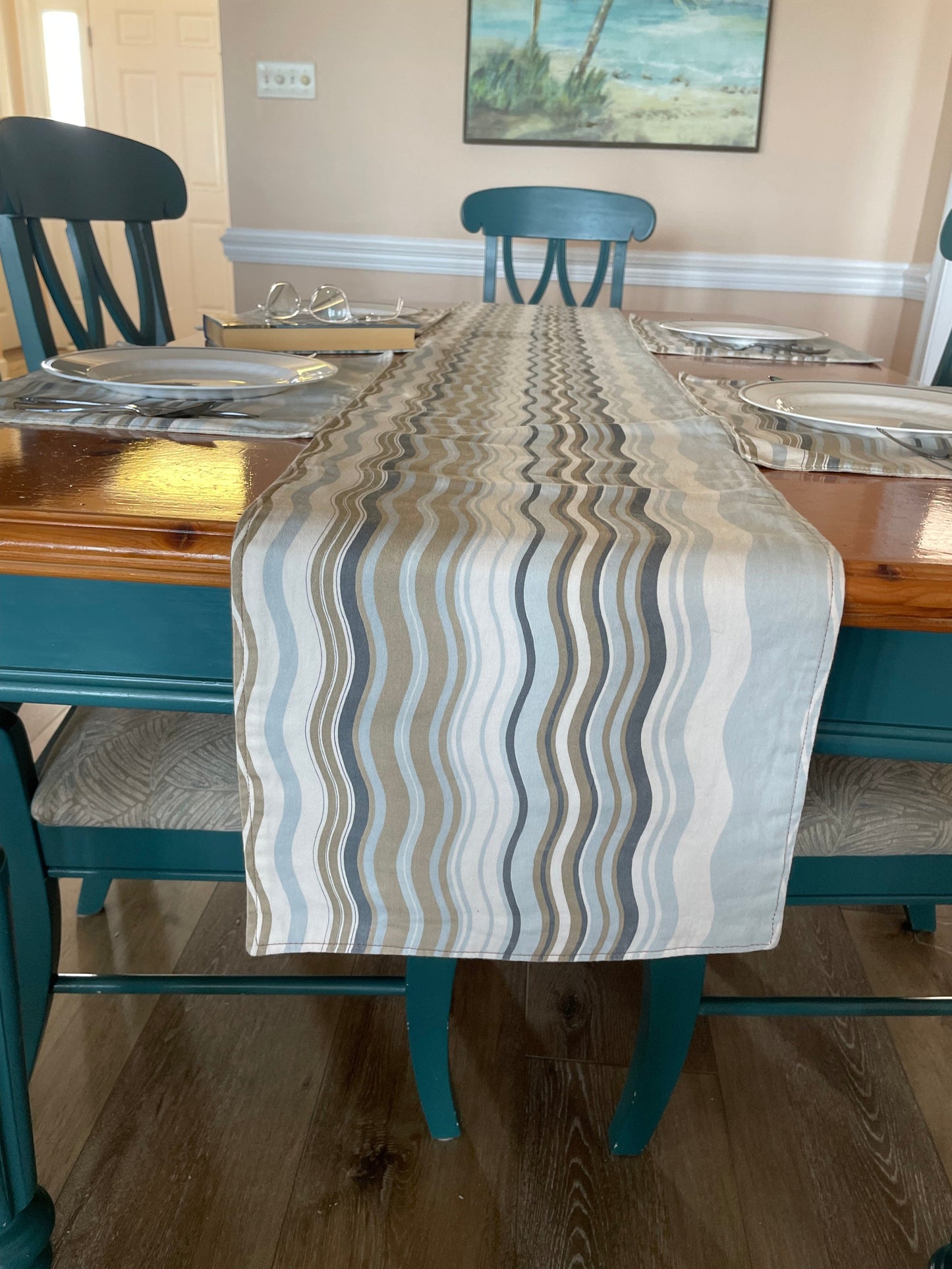 Anghild's Table Beach House Table Runner