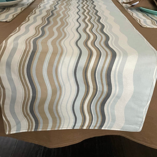 Anghild's Table Beach House Table Runner