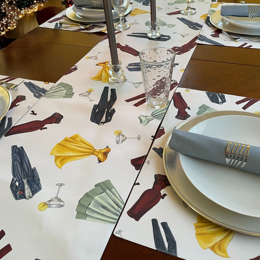 A Vintage Glam Friendsgiving