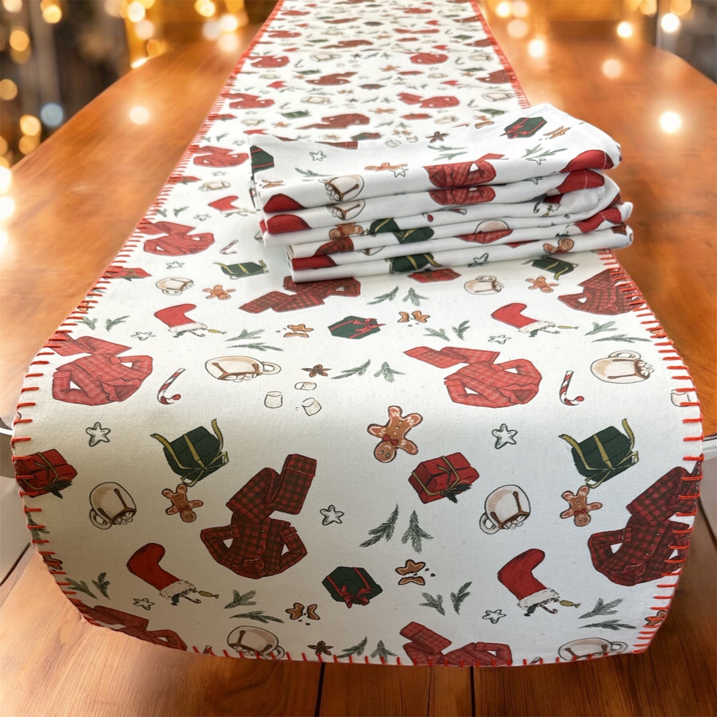 Christmas Morning Set Table Runner and 6 Napkins Set