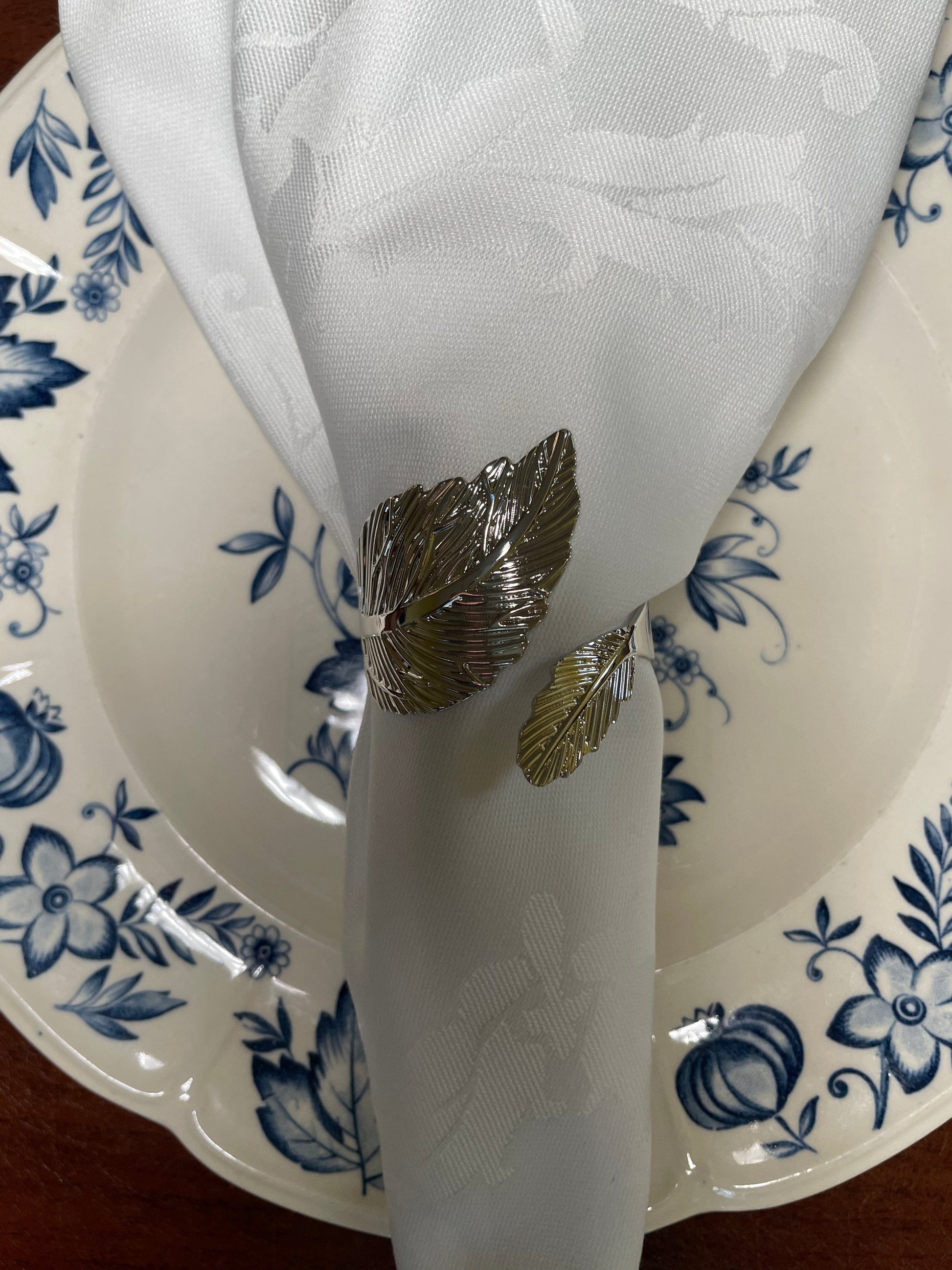 Anghild's Table Napkin rings Classic Leaves Napkin Rings set of 6