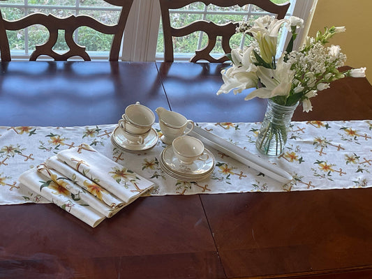 Anghild's Table Gift Set Lily and Cross Table Runner and Napkins for 4 Gift Set Bundle